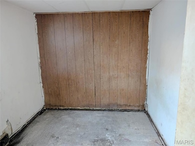 235 Saint Christopher Dr, East Saint Louis, IL 62206 - photo 6