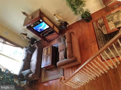 137 Teapot Ct, Reisterstown, MD 21136 - photo 4