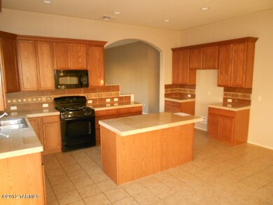 022-193536 KITCHEN 1B