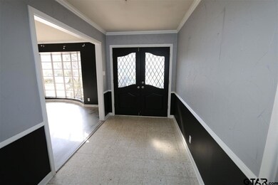 2720 Sunnybrook Dr, Tyler, TX 75701 - photo 2