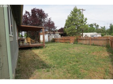 206 Green Acres, Mount Vernon, OR 97865 - photo 3