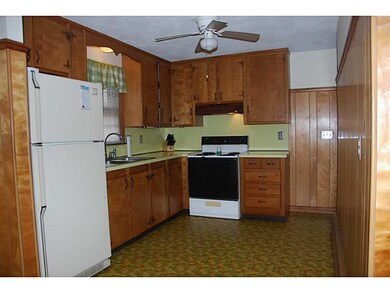 Kitchen. Includes appliances
