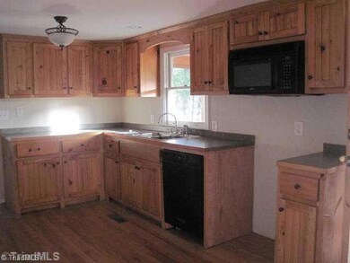 1608 Danny Bell Rd, Asheboro, NC 27205 - photo 5