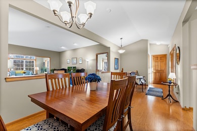 14421 Freesia Way, Saint Paul, MN 55124 - photo 7