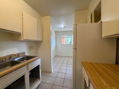 **EXAMPLE PHOTO ONLY. ACTUAL UNIT WILL VARY.**