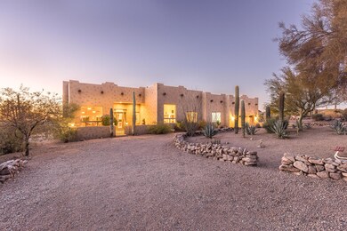 Prospectors facing front S end -