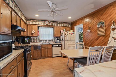 005_62_Newtons_Corner_Rd_312423_581610
