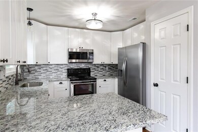 20907 W 52nd St, Shawnee, KS 66218 - photo 4