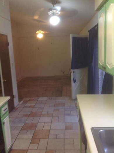 Eat in Kitchen