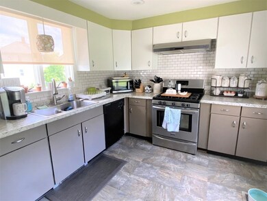 432 Baker St, Fall River, MA 02721 - photo 2