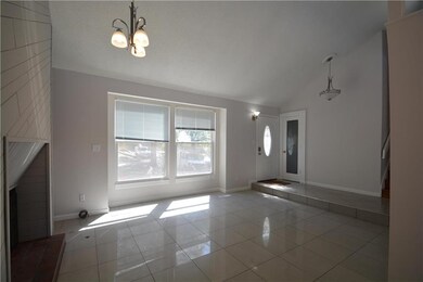 9204 Constance St, Lenexa, KS 66215 - photo 2