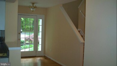 1043 Stonington Dr, Arnold, MD 21012 - photo 2