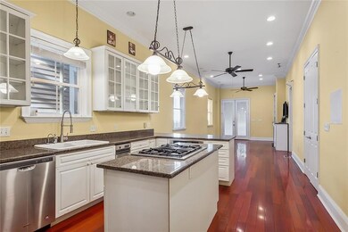 633 Kitchen