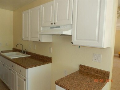 609 Woodward Ave, El Centro, CA 92243 - photo 7