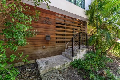 1525 Bay Rd unit 1525, Miami Beach, FL 33139 - photo 5