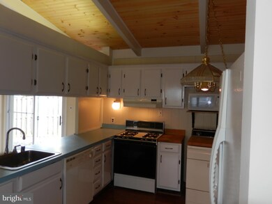 12707 Colby Dr, Woodbridge, VA 22192 - photo 6