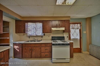 901 Hampton St, Scranton, PA 18504 - photo 5