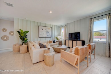 10-web-or-mls-Nuthatcher Dr-008
