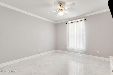 7-web-or-mls-102 Lockeport Cir-5