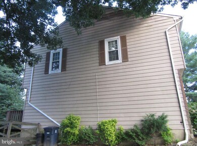 755 Saint Michaels Dr, Bowie, MD 20721 - photo 2