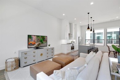 5912 Lindell Ave unit 104, Dallas, TX 75206 - photo 4