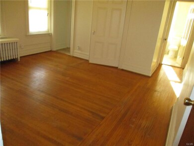 36 S 10th St unit 3, Allentown, PA 18102 - photo 2
