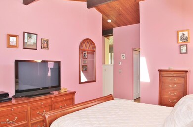 15 Ferncliff Rd, Cos Cob, CT 06807 - photo 2