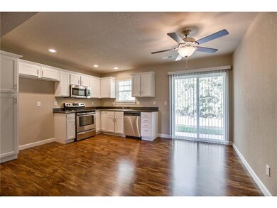 222 N Washington St, Raymore, MO 64083 - photo 7