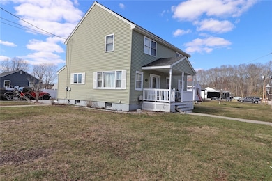 28 Walton St, Westerly, RI 02891 - photo 5