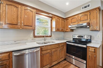 14651 S Seminole Cir, Olathe, KS 66062 - photo 6