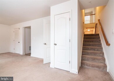 9807 Sweet Maple Ln, Laurel, MD 20723 - photo 5