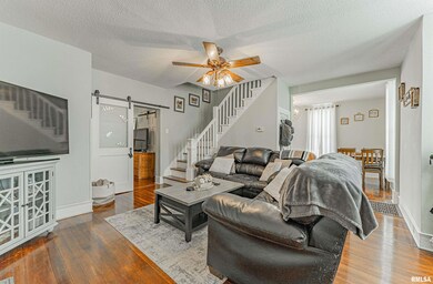 716 N Kankakee St, Lincoln, IL 62656 - photo 3