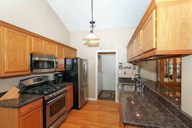 1123 Sawmill Ln, Algonquin, IL 60102 - photo 7