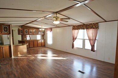 107 Stihl Ave, Circleville, OH 43113 - photo 4