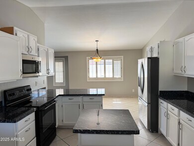 1614 E Echo Ln, Phoenix, AZ 85020 - photo 4