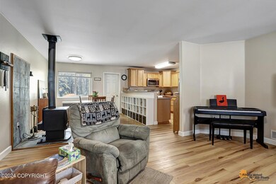 10707 N 58 Mile Rd, Sutton, AK 99674 - photo 7