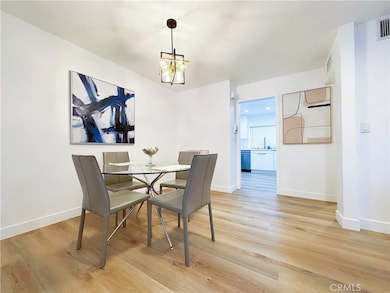 5255 Coldwater Canyon Ave unit D, Sherman Oaks, CA 91401 - photo 6