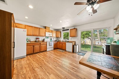 2922 East Way, Redding, CA 96002 - photo 6