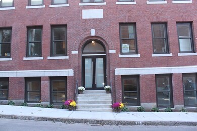 10 Merrymount Rd unit 301, Quincy, MA 02169 - photo 4