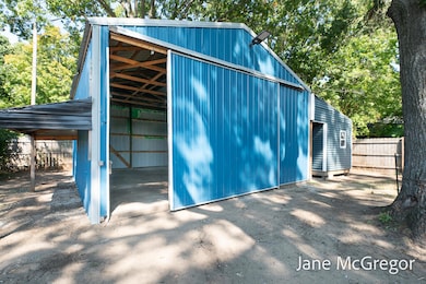 1312 E Broadway Ave, Norton Shores, MI 49444 - photo 4