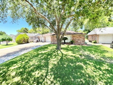 1122 Forestburg Dr, Houston, TX 77038 - photo 5