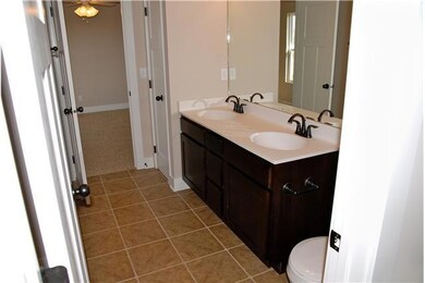 Master Bath/Spa. Jack-n-jill bath