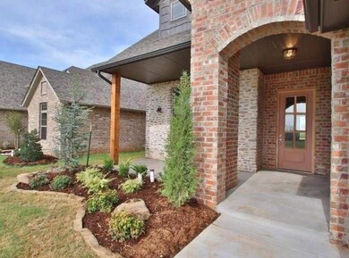 2400 Merlot Ct, Edmond, OK 73012 - photo 2