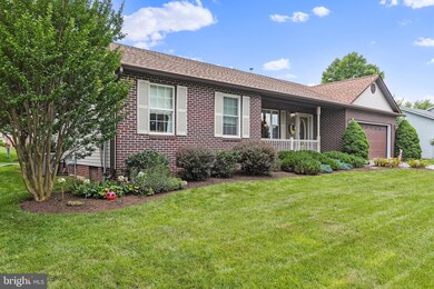 209 W Cedarmeade Ave, Winchester, VA 22601 - photo 3