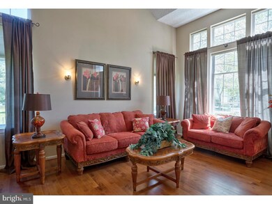 8 Bloomfield Ct, Mount Laurel, NJ 08054 - photo 3