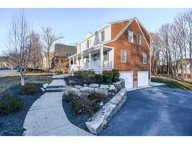 11 Howe St, Bristol, RI 02809 - photo 3