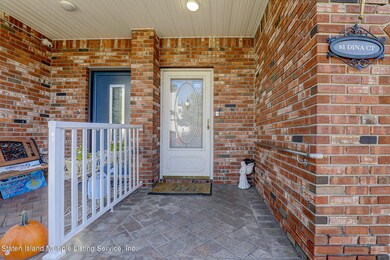 81 Dina Ct, Staten Island, NY 10306 - photo 2