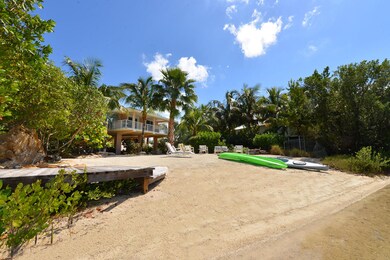 Sandy Beach, Dockage, and So Much More!