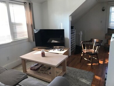 3 Hawkes St unit 3, Marblehead, MA 01945 - photo 2