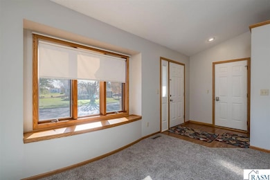 505 W Nathan St, Lake Crystal, MN 56055 - photo 3